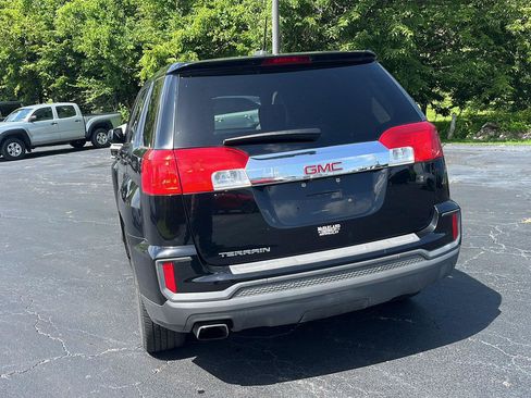 Used 2017 GMC Terrain SLE FWD image 4
