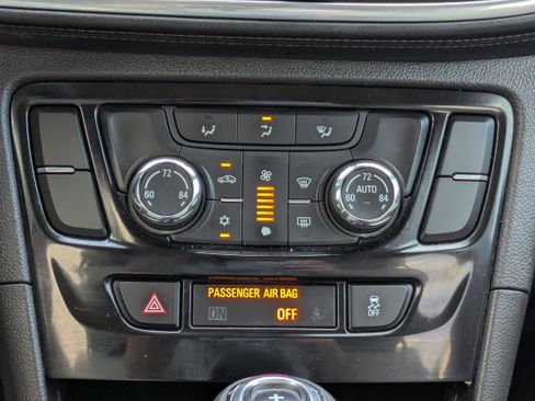 Certified 2019 Buick Encore Sport Touring w/ Safety Package image 19