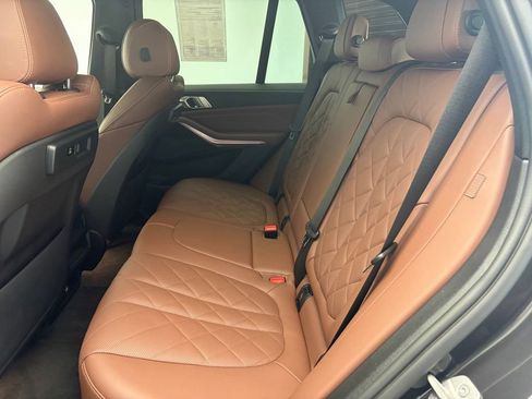 Used 2023 BMW X5 xDrive40i w/ Premium Package AWD/4WD image 7