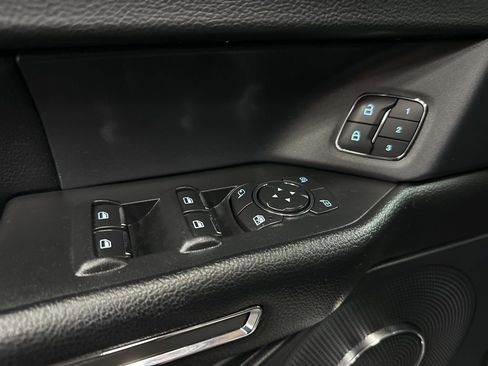 Used 2021 Ford Expedition XLT AWD/4WD image 17