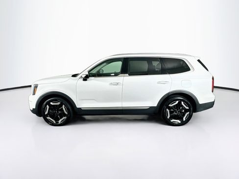 Used 2025 Kia Telluride S FWD image 4