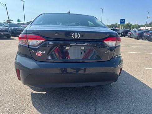 Used 2024 Toyota Corolla LE FWD image 8