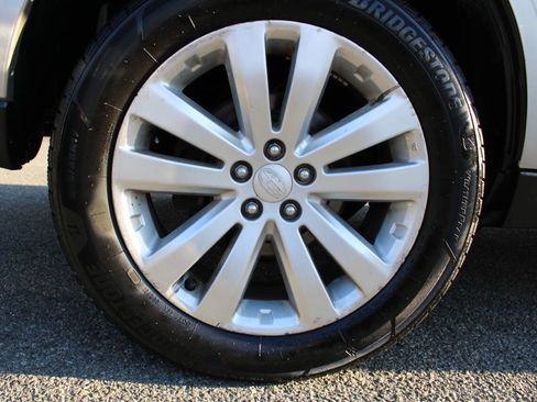 Used 2012 Subaru Forester 2.5X Premium w/ All-Weather Pkg image 21