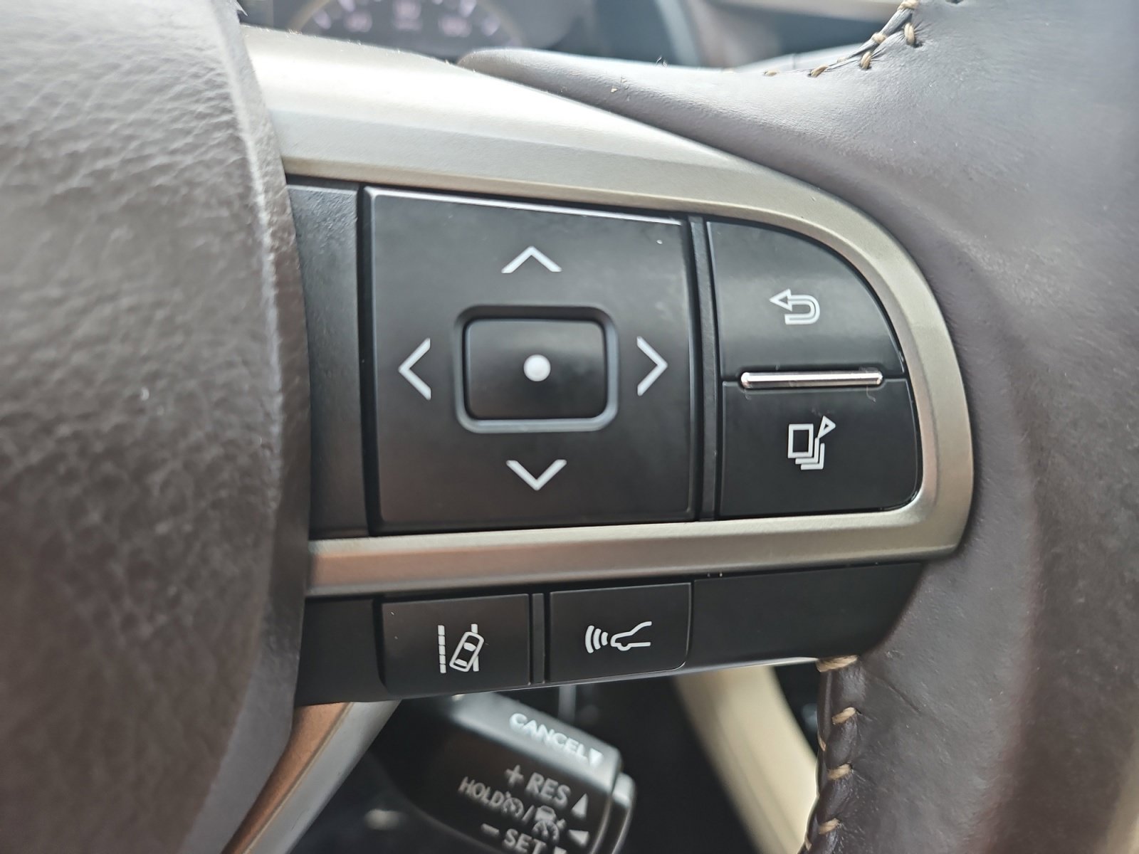 Used 2016 Lexus RX 350 FWD w/ Premium Package image 28