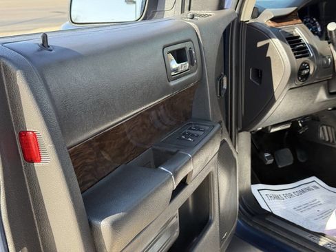Used 2018 Ford Flex Limited FWD image 23