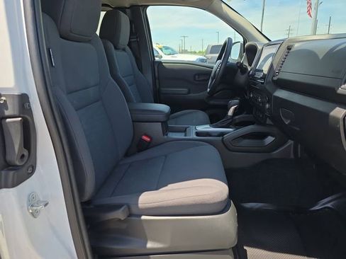Used 2024 Nissan Frontier S w/ Technology Package RWD image 15