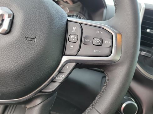 Certified 2025 RAM 1500 Big Horn RWD image 25