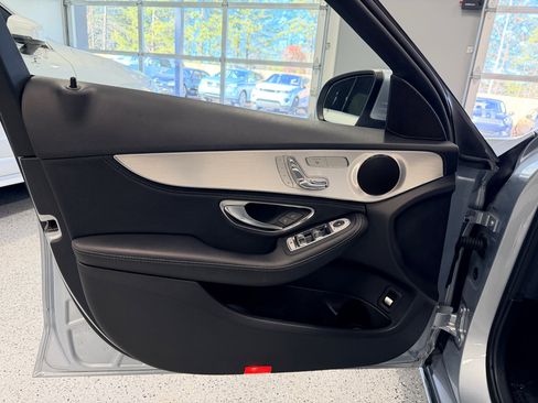 Used 2016 Mercedes-Benz C 300 Luxury image 13