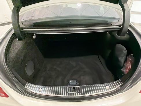 Used 2015 Mercedes-Benz S 550 4MATIC Sedan image 25