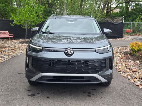 New 2026 Volkswagen Tiguan S AWD/4WD image 8
