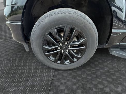 Used 2024 Ford F150 Lariat AWD/4WD image 16
