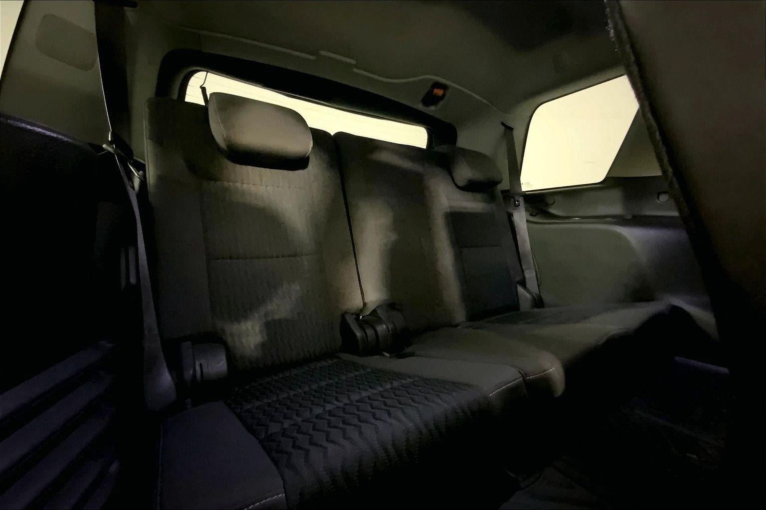 Used 2015 GMC Yukon SLE w/ Convenience Package AWD/4WD image 24