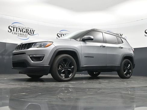Used 2021 Jeep Compass Latitude FWD image 37