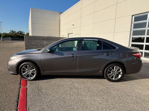 Used 2016 Toyota Camry SE FWD image 8