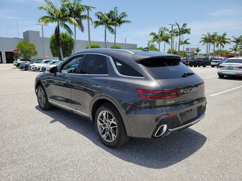 Used 2025 Genesis GV70 2.5T w/ Advanced Package AWD/4WD image 4