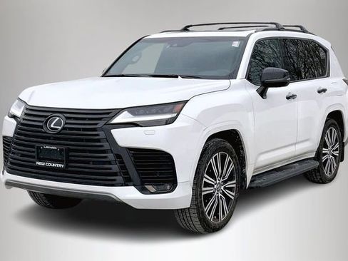 Used 2023 Lexus LX 600 4WD w/ Appearance Package image 2