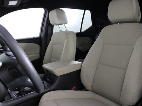 Used 2023 Chevrolet Traverse LS w/ Safety Package FWD image 15