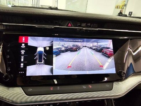 Used 2024 Jeep Wagoneer Launch Edition image 17