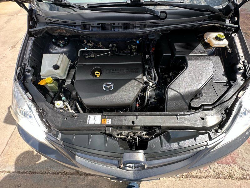 Used 2010 MAZDA MAZDA5 Sport FWD image 19