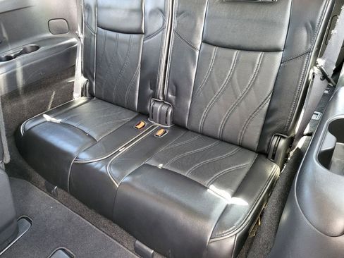 Used 2013 INFINITI JX35 AWD w/ Premium Pkg image 35