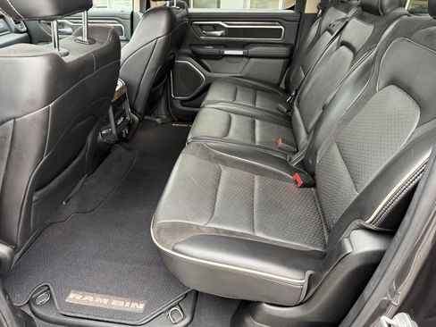 Used 2019 RAM 1500 Laramie image 31
