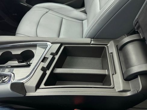 Used 2023 Buick Enclave Essence w/ Experience Buick Package image 36