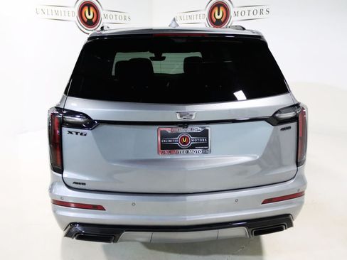 Used 2024 Cadillac XT6 Sport w/ Technology Package AWD/4WD image 33
