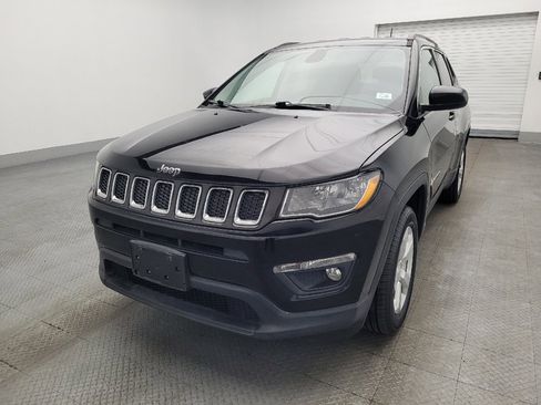 Used 2018 Jeep Compass Latitude w/ Popular Equipment Group AWD/4WD image 15