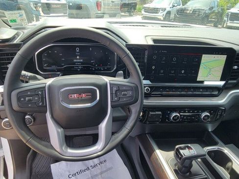 Used 2025 GMC Sierra 1500 SLT RWD image 17
