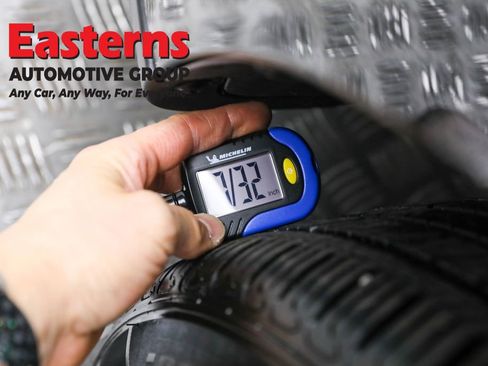 Used 2025 Kia Soul LX w/ LX Technology Package FWD image 28