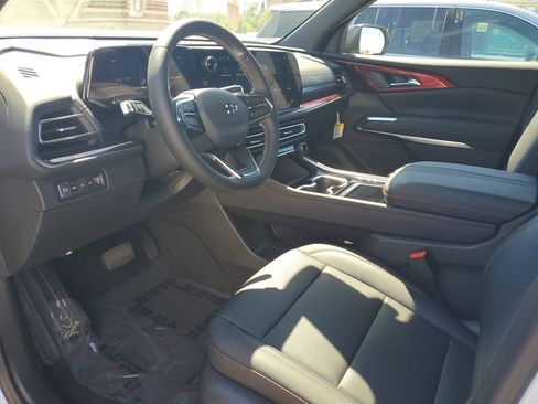 New 2026 Chevrolet Traverse Z71 w/ Driver Confidence Package AWD/4WD image 21