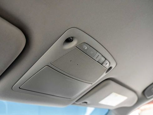 Used 2018 Nissan Altima 2.5 SV image 24