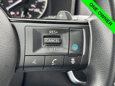 Used 2023 Nissan Rogue SV AWD/4WD image 12