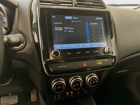 Used 2024 Mitsubishi Outlander Sport SE image 25