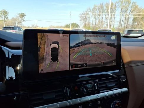 New 2026 Nissan Pathfinder Platinum AWD/4WD image 15