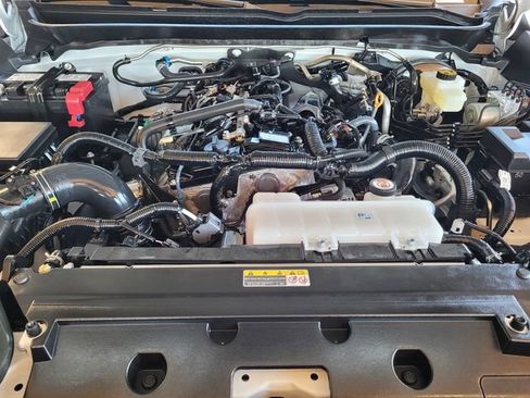 Certified 2025 Toyota Tacoma SR RWD image 34