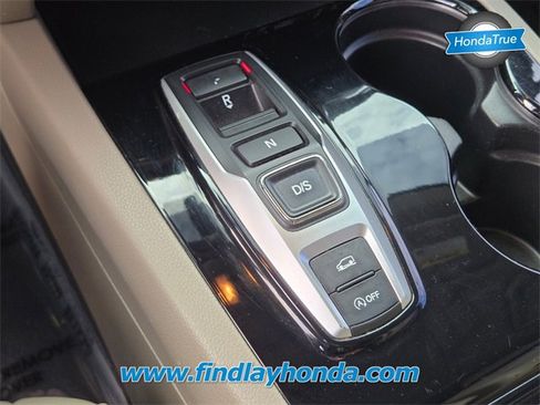 Used 2017 Honda Pilot Touring image 36