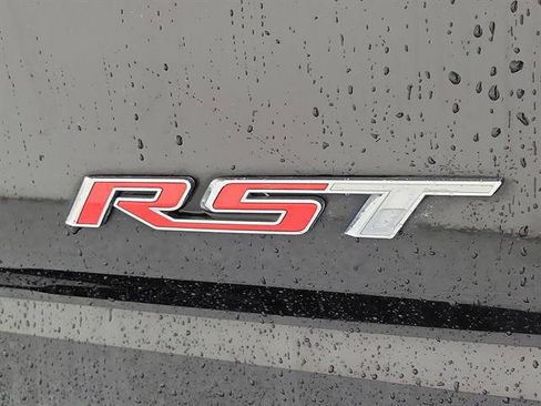 Used 2021 Chevrolet Silverado 1500 RST image 8