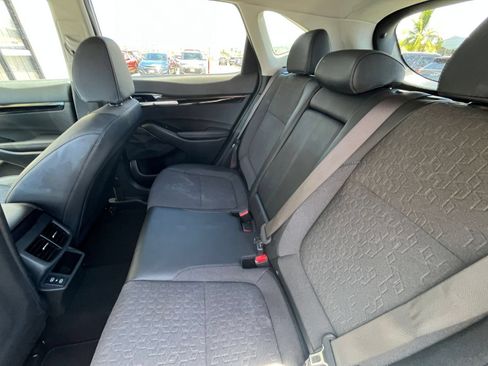 Used 2025 Kia Seltos S FWD image 26
