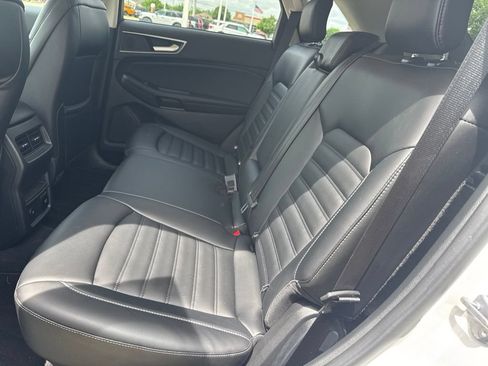 Used 2024 Ford Edge SEL w/ Convenience Package AWD/4WD image 10