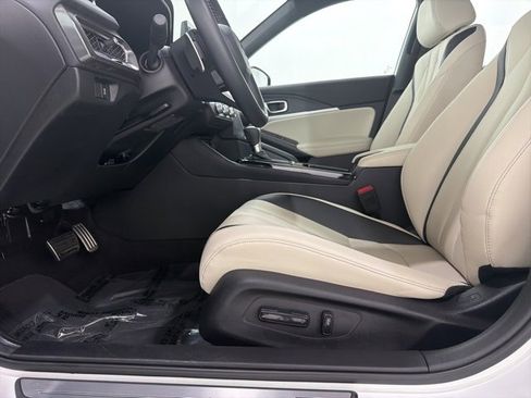 Certified 2025 Acura Integra A-Spec image 14