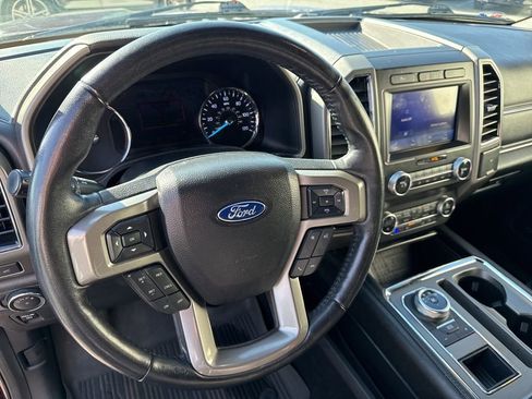 Used 2021 Ford Expedition XLT image 23