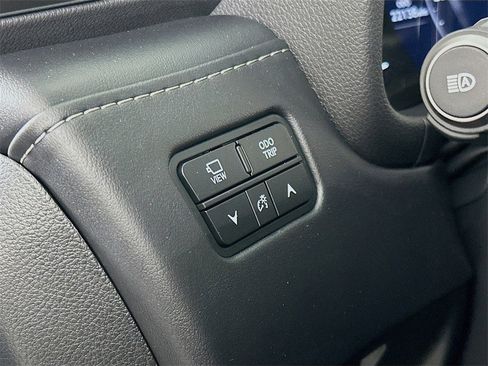 Used 2024 Lexus LX 600 4WD w/ Appearance Package image 12