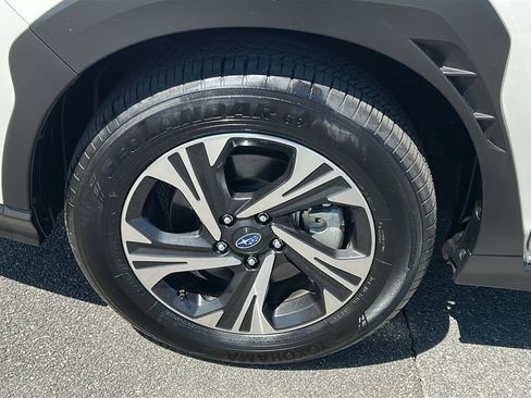 Certified 2025 Subaru Crosstrek 2.0i Premium AWD/4WD image 8