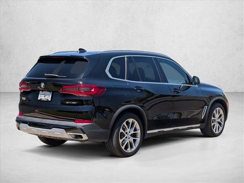 Used 2023 BMW X5 xDrive40i w/ Premium Package AWD/4WD image 5