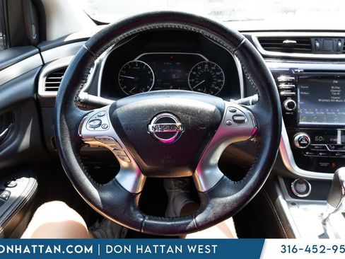 Used 2018 Nissan Murano SV FWD image 7