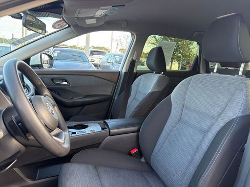 Certified 2023 Nissan Rogue SV image 17