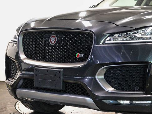 Used 2017 Jaguar F-PACE S AWD/4WD image 8