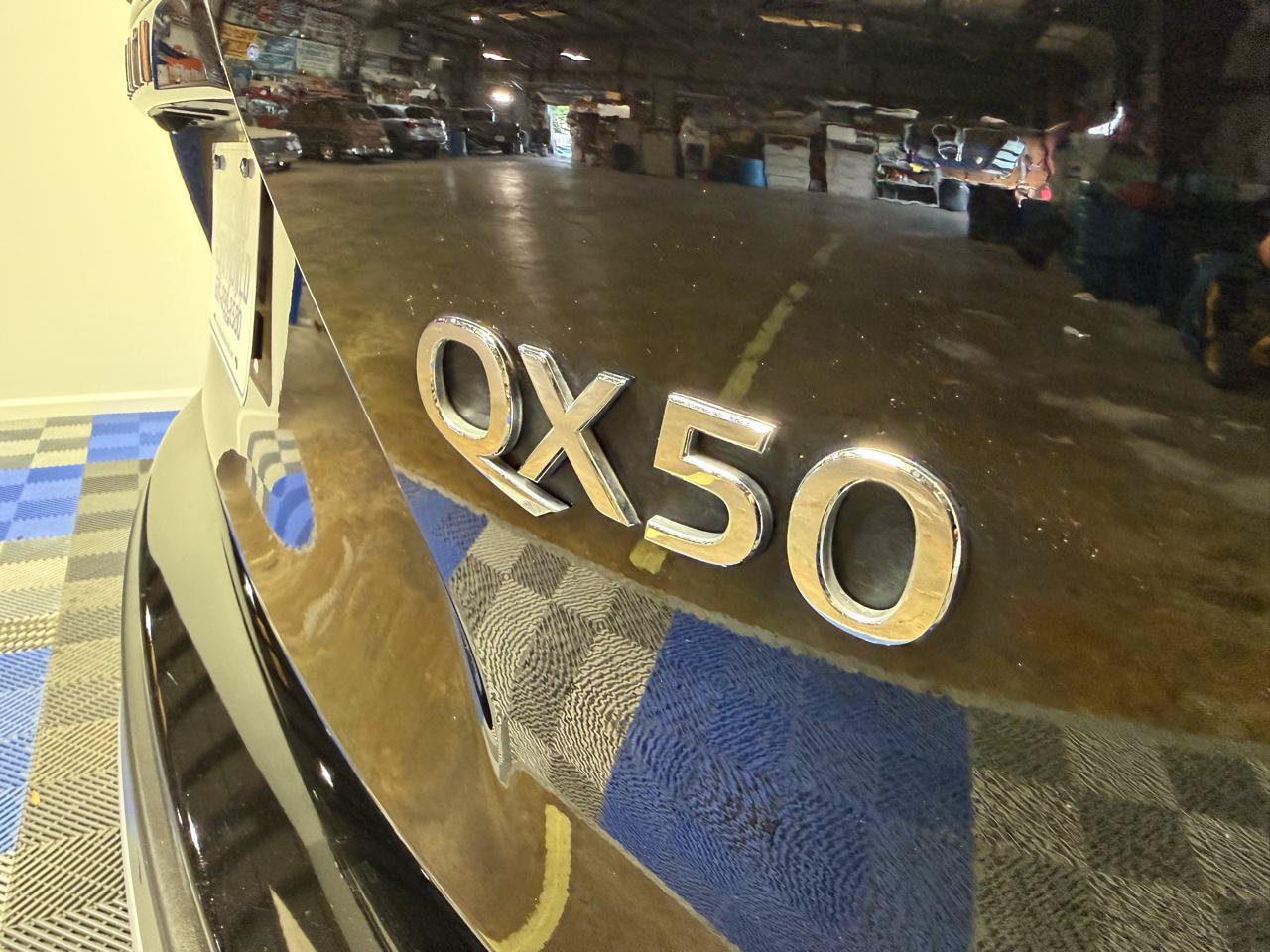 Used 2023 INFINITI QX50 Pure AWD/4WD image 32