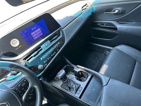 Used 2023 Lexus ES 300h w/ Premium Package FWD image 22